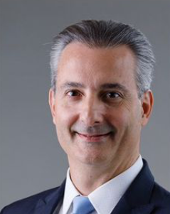 Dr. Guilherme Omizzolo